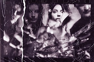 「シャロン・ヴァン・エッテン＆ジ・アタッチメント・セオリー、即興で生まれた新曲「Southern Life (What It Must Be Like)」公開」