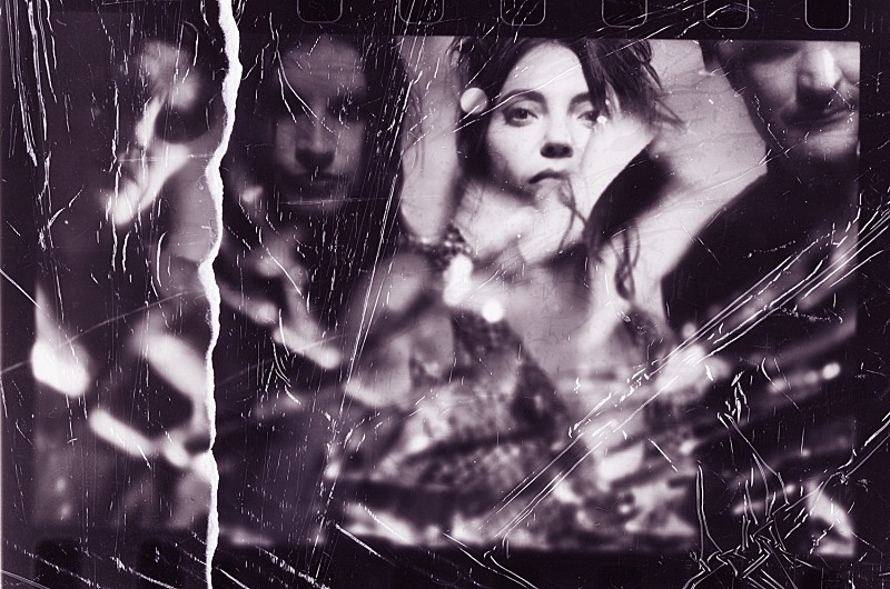 「シャロン・ヴァン・エッテン＆ジ・アタッチメント・セオリー、即興で生まれた新曲「Southern Life (What It Must Be Like)」公開」1枚目/2