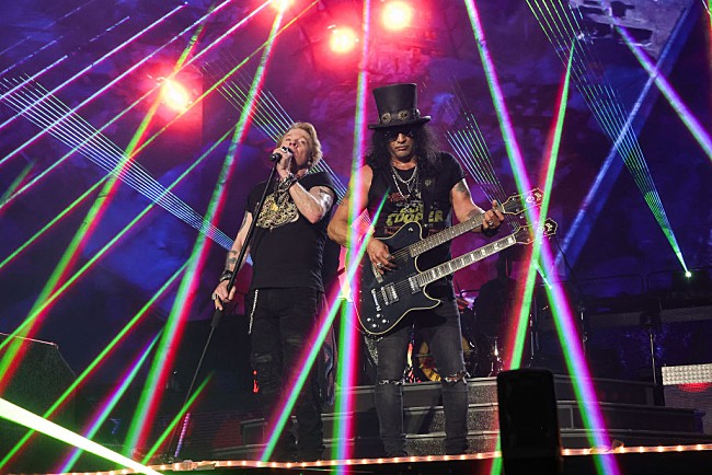 「ガンズ・アンド・ローゼズ、2025年夏のヨーロッパ＆中東ツアーを発表」1枚目/1