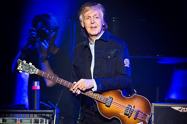 「ポール・マッカートニー、故アイザック・アシモフと共作し頓挫したエイリアン・ミュージカルの詳細が明かに」1枚目/1