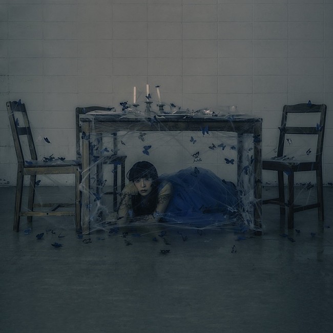 「ヒグチアイ、佐々木希主演ドラマ『地獄の果てまで連れていく』主題歌「雨が満ちれば」配信決定」1枚目/2