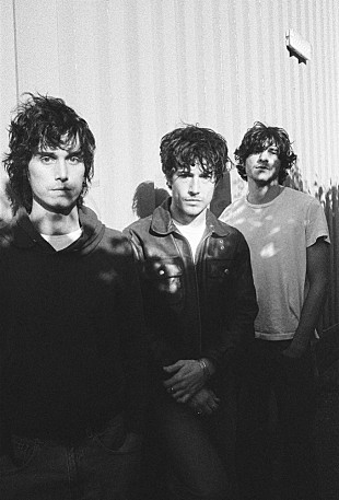 「ワロウズ、新曲「Your New Favorite Song」リリース」