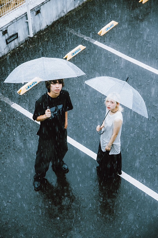 「Hakubi、雪に覆われた世界を描く新曲「もう一つの世界 (Alt ver.)」MV公開」1枚目/6