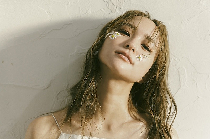 Leola、6年ぶりニューAL『Chamomile』3/12リリース決定 