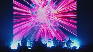 「Kroi、初のアリーナワンマンより「Hyper」ライブ映像を公開」