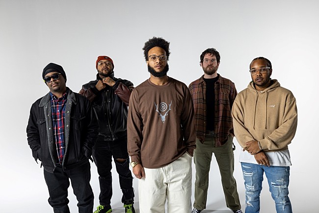 「ブッチャー・ブラウン、名曲「Dinorah Dinorah」をカバー」1枚目/1