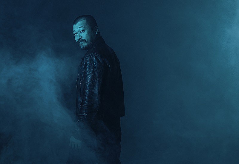 「竹原ピストル、楽屋で練習する様子を撮影した「アンチヒーロー」リリックビデオ公開」1枚目/2