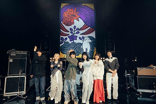 「Saucy Dog、5か月連続対バン企画終幕　羊文学とのファイナル公演のオフィシャルレポートが到着」1枚目/11