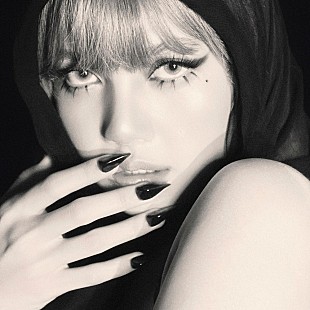 「LISA、3月に来日決定　招待ファンミやポップアップショップも展開」