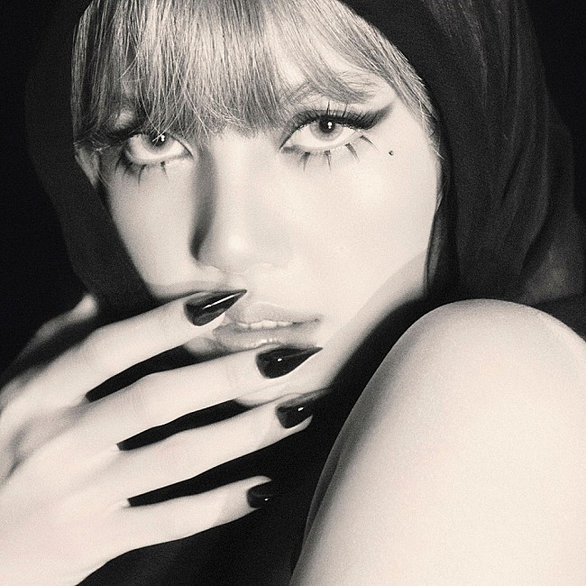 「LISA、3月に来日決定　招待ファンミやポップアップショップも展開」1枚目/1