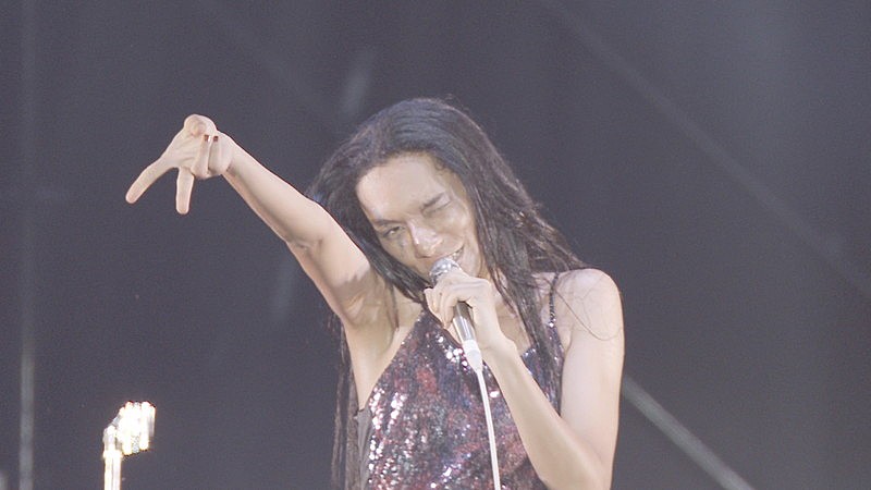 「女王蜂、結成15周年記念単独公演より「超メモリアル」ライブ映像を公開」1枚目/4