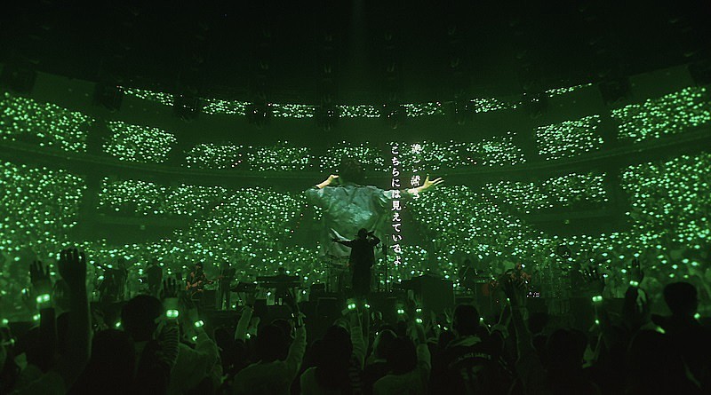 Official髭男dism、Kアリーナ横浜公演より「Chessboard」映像公開　ライブ全編はPrime Videoで配信