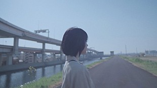 「iri、旅立ちをテーマにした新曲「Butterfly」MV公開」