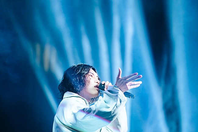 「米津玄師、自身最大規模ワールドツアー【KENSHI YONEZU 2025 WORLD TOUR / JUNK】完走　国内外44万人を動員」1枚目/44