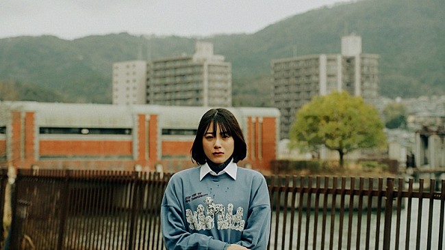 「TRACK15、岩波詩織が主演「脇役スター」MV公開　2ndミニAL『season』リード曲」1枚目/4