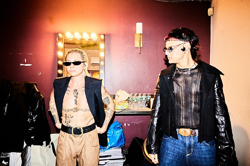 ＜フジロック’25出演＞カトリエル＆パコ・アモロソ、才能、友情、そして大胆さでラテン音楽の境界を打ち破るデュオ