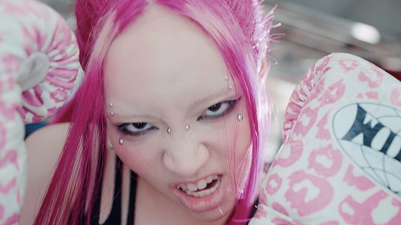 ちゃんみな、沢村一樹／竹内力／那須川天心も登場する「WORK HARD」MV公開