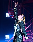 「AI、全国ツアー【AI 25th best tour ←ALIVE→】がスタート」1枚目/4