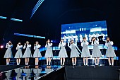 「日向坂46、五期生10人が【おもてなし会】で初パフォーマンス「これからも日向坂46とおひさまのみなさんが、手を繋いで全力で日向坂を駆け上っていけますように」」1枚目/18