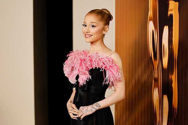 「アリアナ・グランデ、映画『ミート・ザ・ペアレンツ4』のキャストに加わる」1枚目/1