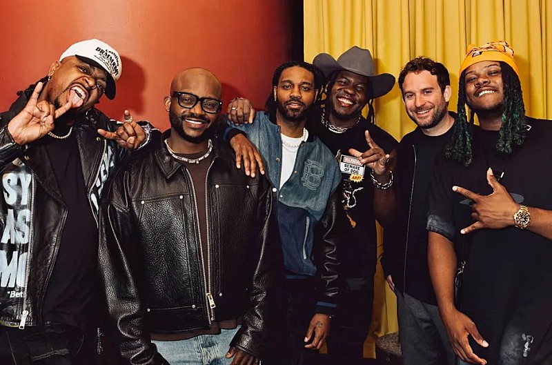 ジャスティン・ビーバーのバックバンド“ウィー・ザ・バンド”、エイベックス・ミュージック・グループと契約発表