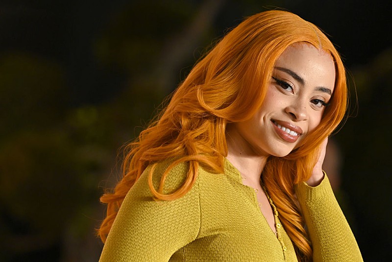 アイス・スパイス、映画『スポンジ・ボブ』出演決定＆オリジナル曲を提供へ