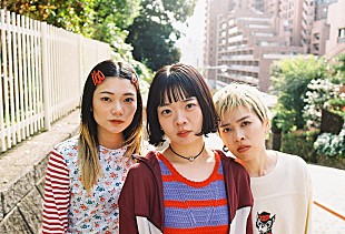 「SHISHAMO、6/25に新曲「君に聞きたいひとつのこと」配信決定　宮崎描き下ろしジャケも公開」