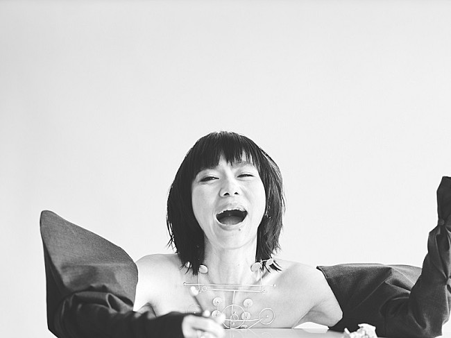 「UA、デビュー30周年の幕開けとなる新曲「Happy」配信リリース」1枚目/1