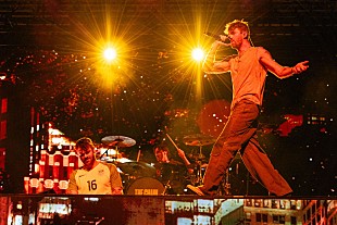 「ザ・チェインスモーカーズ、チャーリーxcx「party 4 u」のリミックス公開」