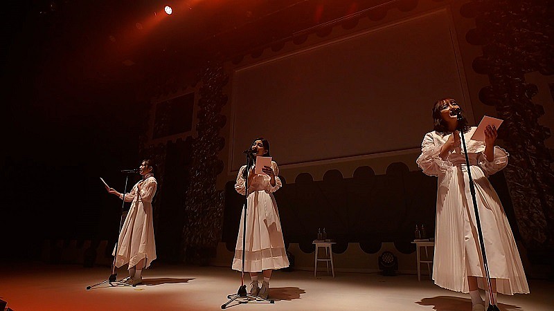 イヤホンズ、「在りし日」パフォーマンス映像を一部公開　CD＆Blu-ray『かかえきれない花束を』より