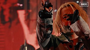 「SKY-HI、MAZZELが誕生したオーディションのテーマソング「MISSION」ライブ映像を公開」