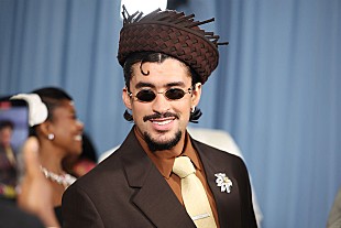 「バッド・バニー／2パック／エルヴィス・プレスリーら、米ハーパーズ・バザー誌＜史上最もホットな男性＞に選出」