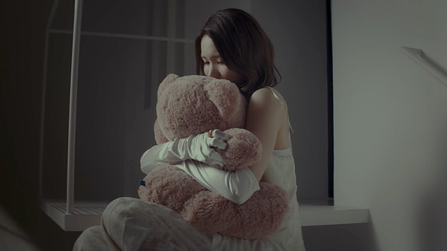 「『IS:SUE /「コエprod.☆Taku Takahashi (m-flo)」Track Video』」4枚目/13