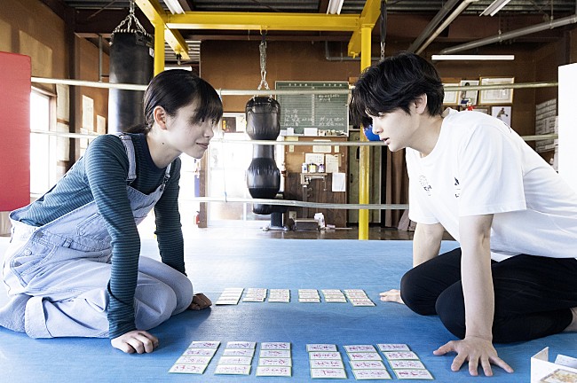 「「ちはやふる－めぐり－」　「王道の“青春物語”がいよいよ始まった！」「今自分が高校生だったらかるた部に入ってしまうかも」」1枚目/1