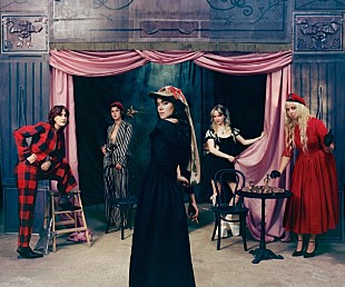 「ザ・ラスト・ディナー・パーティー、2ndアルバムより先行シングル「This is the Killer Speaking」公開」