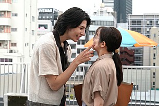 「「愛の、がっこう。」愛実とカヲルがひかれ合う姿が「すてき過ぎる」 「『カヲルさんはバカじゃないです』に大号泣」」