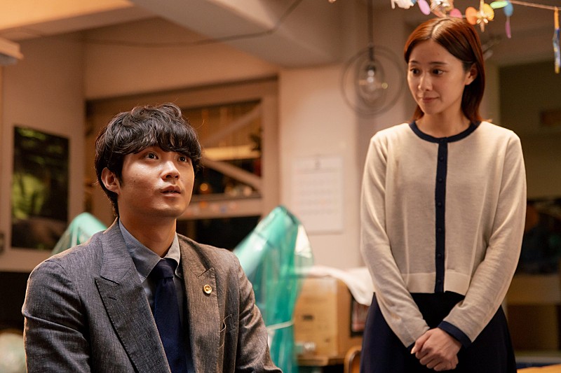 「「ぼくほし」“白鳥”磯村勇斗が学校内の盗撮事件に対応 「磯村勇斗のキャラが癒やしになる不思議なドラマ」」1枚目/1