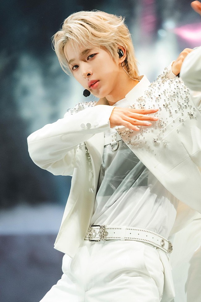 「TOMOYA
Photo：篠田直人 / 田中聖太郎写真事務所」17枚目/28