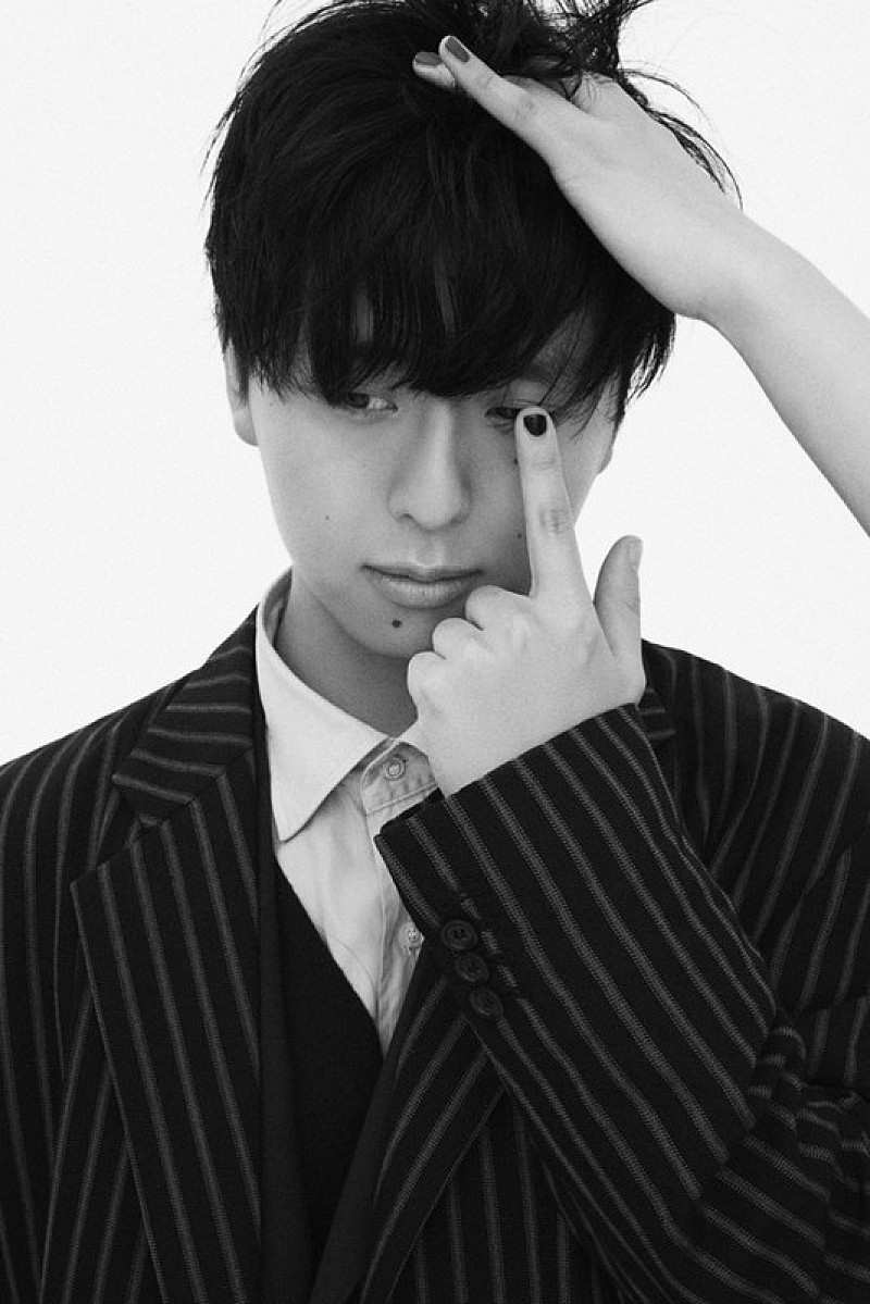 友成空、“逢いたい人”への祈りを描く「宵祭り」ストーリービデオ公開