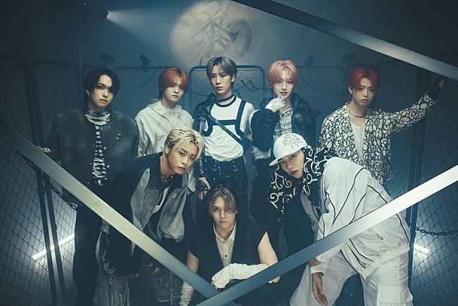 「MAZZEL、新曲「DANGER」MVで殺陣を披露　全国ツアーファイナル公演の一部を無料生配信へ」1枚目/2