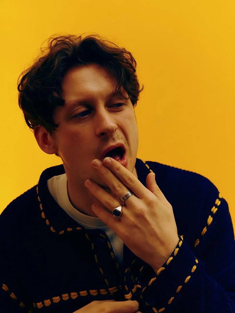 バリー・キャント・スウィム、SBTRKT／ATRIPによる「Different」「All My Friends」リミックス解禁