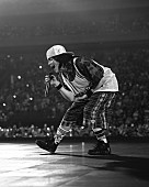 「＜ライブレポート＞ビリー・アイリッシュ、強い衝撃と繊細な感情が行き来する3年ぶり来日公演2日目」1枚目/6