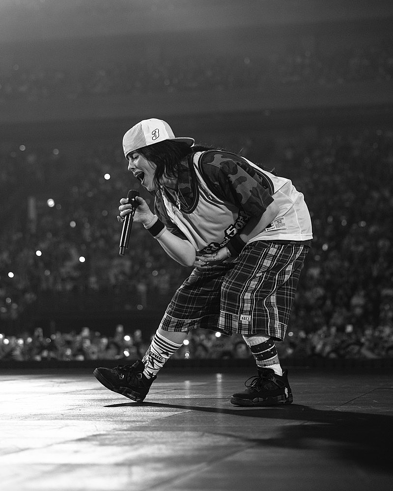 ＜ライブレポート＞ビリー・アイリッシュ、強い衝撃と繊細な感情が行き来する3年ぶり来日公演2日目 