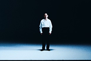 「ZORN、新曲「戦争と少女」MV公開」