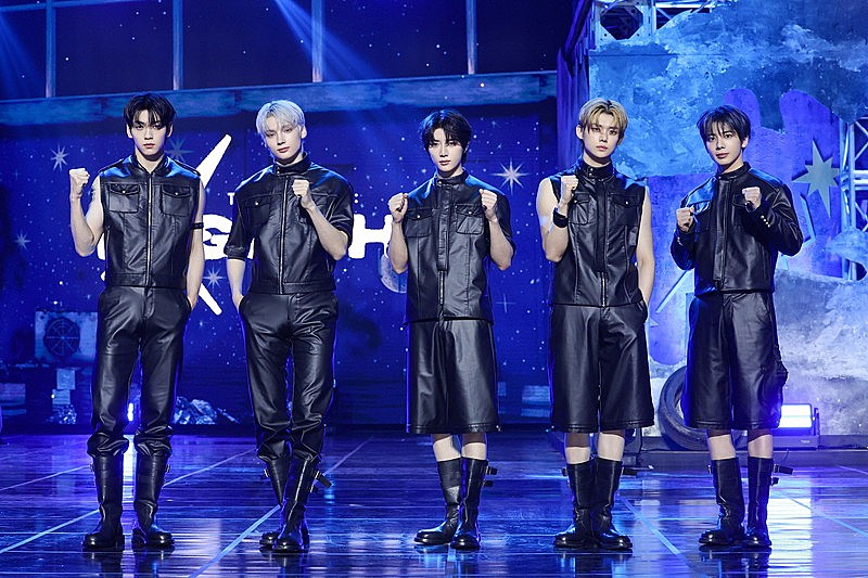 TOMORROW X TOGETHER、メンバー全員がBIGHIT MUSICと再契約「一緒にいてくれてありがとう」