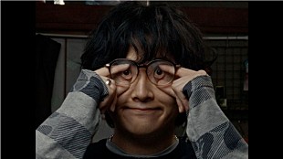 「Mega Shinnosukeが監督＆崎山蒼志の実家で撮影、紫 今を含む3人のコラボ曲「人生ゲーム」MV公開」