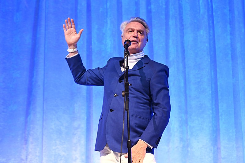 デヴィッド・バーン、オリヴィア・ロドリゴの観客との“素晴らしい関係”を称賛 