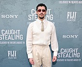 「バッド・バニー、ICEの強制捜査を懸念し米国ツアーを回避「とても心配していた」」1枚目/1