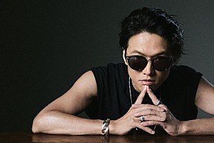 「Hilcrhyme、ニューアルバム『Moments』11月リリース　新曲「EVIL」はドラマ主題歌に」