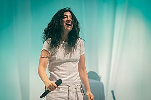 「ロード【ウルトラサウンド・ツアー】米テキサスで開幕、初日セットリストが明らかに」